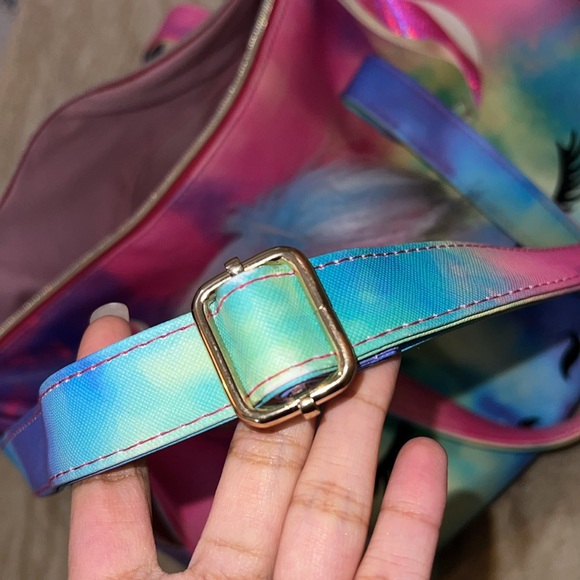 Rainbow Unicorn Weekender Duffel Bag NWOT - Picture 5 of 13